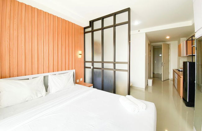 Best Choice And Modern Studio At Apartment Mataram City - Photo 3