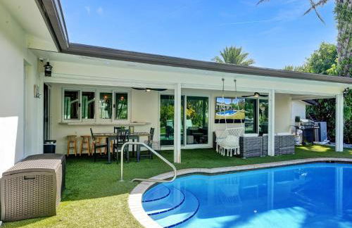 Amazing 5 bed house w pool, jacuzzi and your own boat - Foto 20