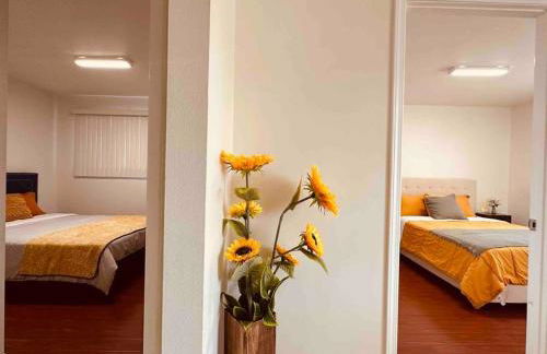 Charming 3BR Retreat near Disneyland Downtown LA! - Foto 24