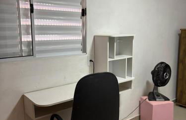 Casa inteira com três quartos, piscina climatizada por energia solar e área de churrasqueira - Foto 19