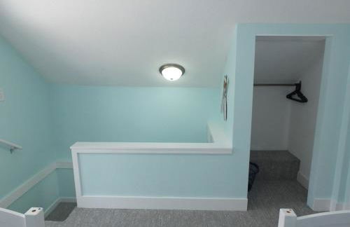 Beach Town Escape - Newly-Remodeled & Gorgeous! - Photo 48