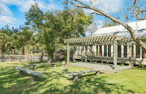 Stunning Waterfront Rental Property with Private Dock and Pool - Foto 27