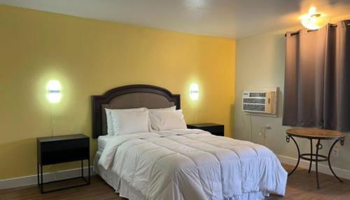 Moapa Motel - Photo 4