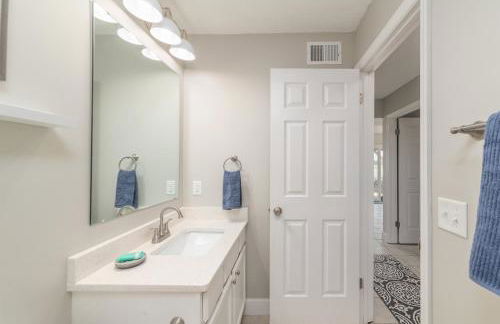 Beaufort's Blue Heron Hideaway on Battery Creek - Foto 11