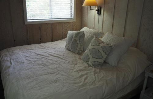 Sunset Serenity - INCREDIBLE HOME ON LAKE BLUFF! - Photo 31