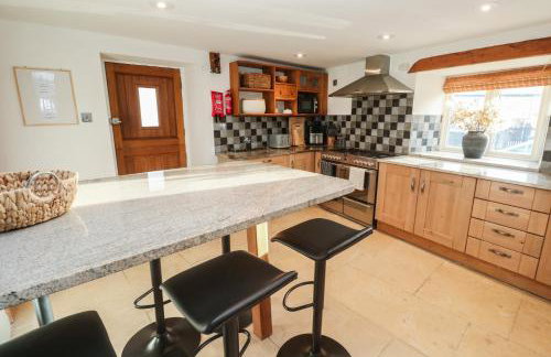 Riverside Barn - Photo 11