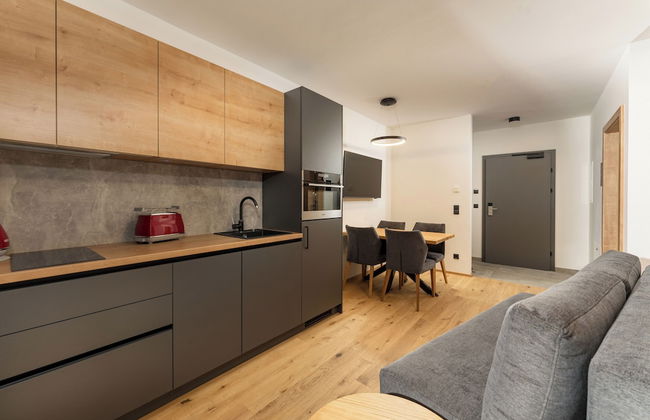 Pure Alpine Suites - Photo 21