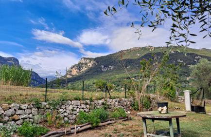 3 Bed House Sleeps 8 -Private Garden -Pets Ok - Foto 22