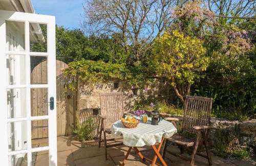 Little Acorns - Photo 33