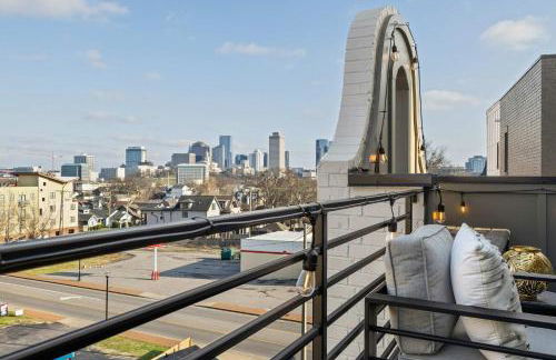 CLose to DT Speakeasy Poker City Views - Foto 8