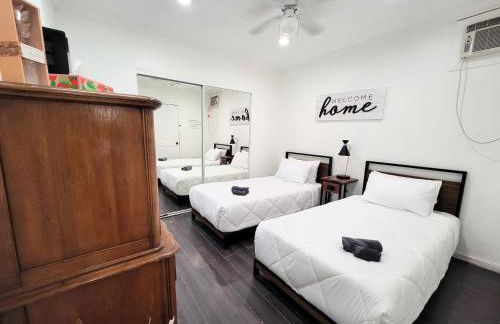 Two bedroom private guesthouse in great location Close to Melrose Hollywood sign and attractions - Foto 1