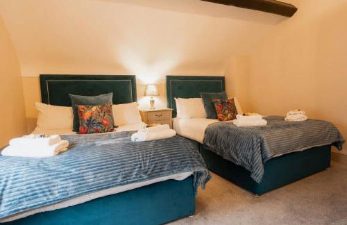 Well Decorated Home Charming Village Location - Foto 44