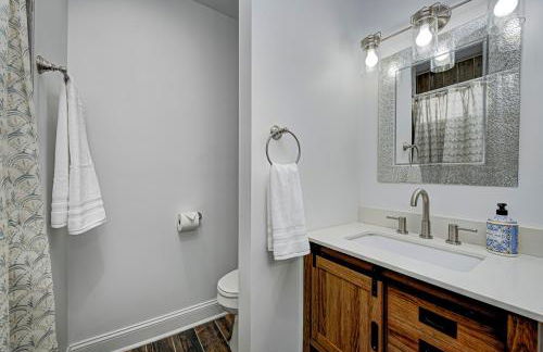 Spacious Bates-Hendricks Home ~ 5 Min to Lucas Oil - Foto 22