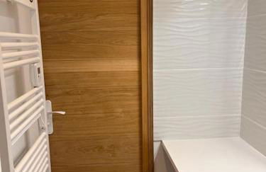 Front de neige PLAGNE VILLAGES Duplex 6 pers 2 ch ski aux pieds exposé SUD 2050 m - Foto 12