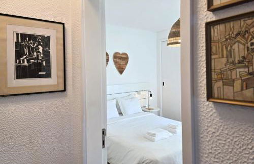 Beach House on Faro Island with a Dreamy Terrace and 7 Beds for the Perfect Escape - Foto 15