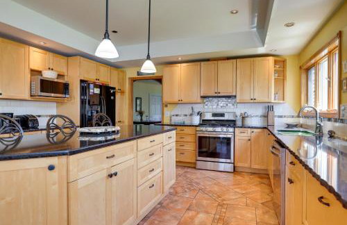 Lockes Glen - Lakefront Geneva Getaway with Dock! - Foto 8