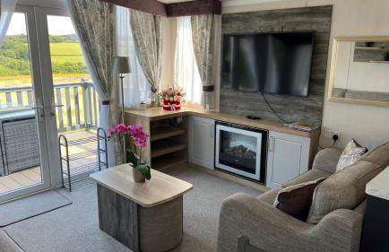 14b Medina Rise Thorness Bay Isle of Wight - Photo 6