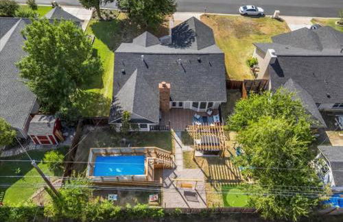 Poolside Paradise Game Room Fire Pit Hot Tub - Foto 1