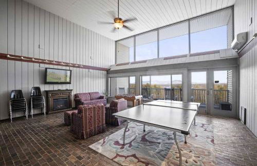 Cedar Lodge Condo with Lake Winnipesaukee Views; close to Weirs Beach!! - Foto 17