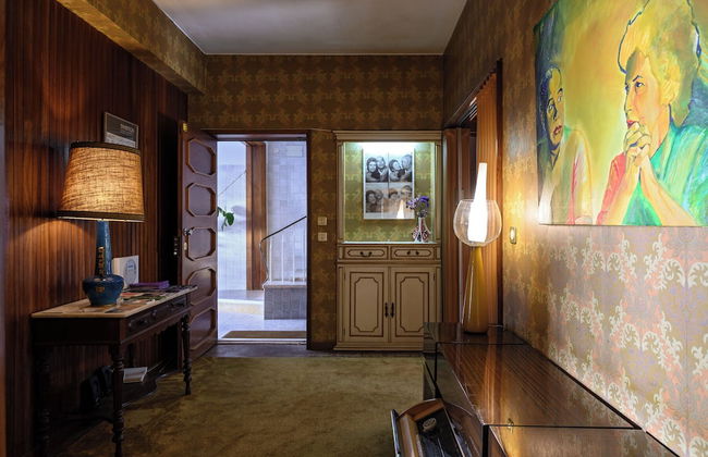 VIC Aveiro Arts House - Photo 1