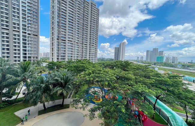 Sky House BSD Apartments by OkeStay - Foto 47