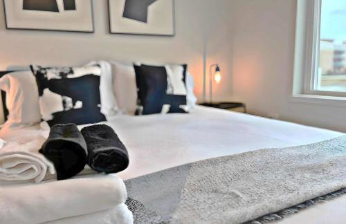 Modern 4BR Townhouse with Parking & Lake Views - WVille rep 4 - Foto 30