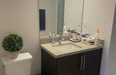 Super-Cute 2/2 apartment in Santa Monica with free parking - Foto 9