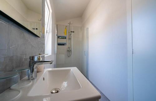 Villa Bohemica with Private Heated Pool - Photo 31