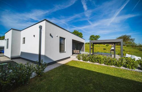 K Relax Place, Varaždinske Toplice, modern home with Sauna, Jacuzzi, WIFI - Foto 46