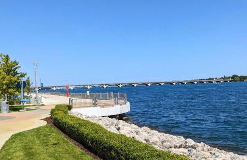 420 friendly Artsy walk Riverfront Loft King Bed - Foto 2