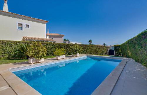 Casa Nuria com 4 quartos, piscina e churrasco em Vale do Lobo - Foto 28