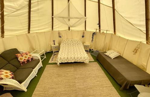 Beautiful Teepee with private facilities - Foto 17