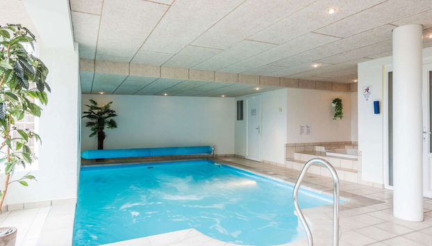 12 Person Holiday Home in Blavand - Foto 4, Piscina