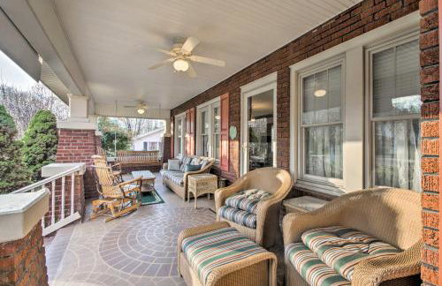 Damascus Home with Fire Pit and Views, Walk to Shops! - Foto 2