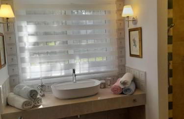 Rododafni Bay Residences - Photo 14