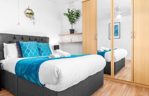 Charming 3 Bed House - Garden - Parking - Wi-Fi Netflix 83BMH - Foto 21