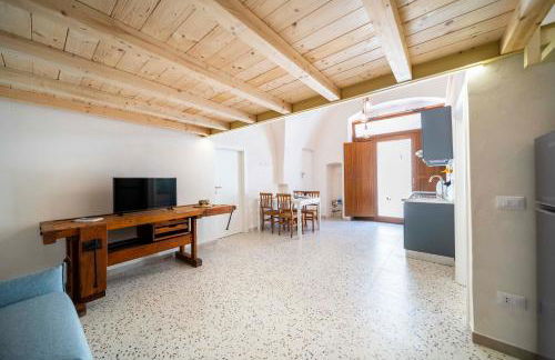 Historic Town Center, Parking Nearby - Foto 6