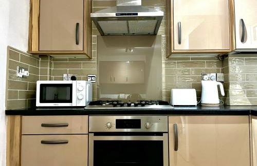 Stunning 3 Bedroom House Near Birmingham Airport and NEC - Foto 26