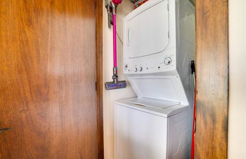 Lakefront Washington Home with Private Pool and Sauna - Foto 26