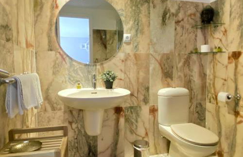 Sea frontline stylish beach House - Foto 51
