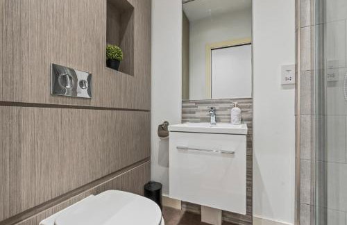 Central Leeds Flat - In City Centre - Modern Décor - Sleeps 8 - Foto 20