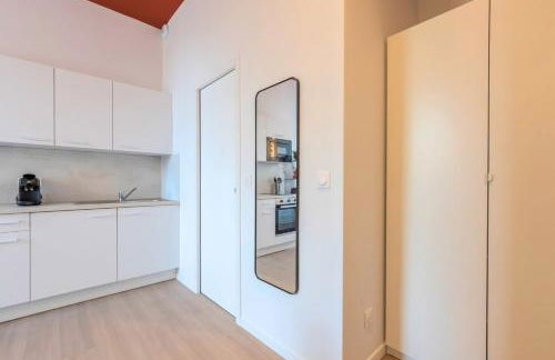 Studio équipé côté rue, parking gratuit - Foto 14