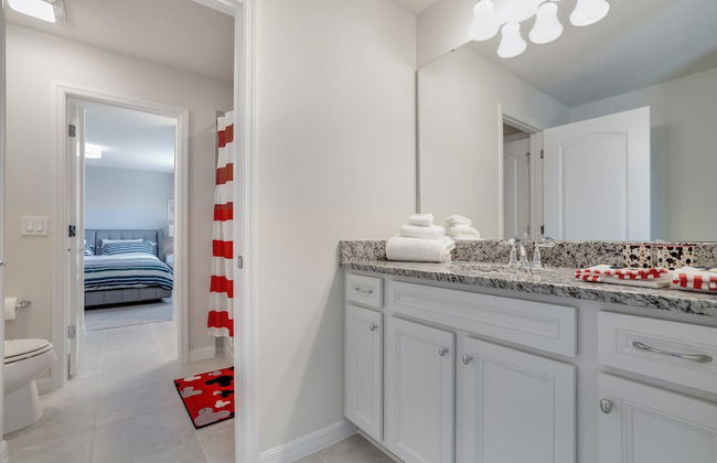 8 Bed 6 Ba Villa with Games, Pool & Spa - Foto 43