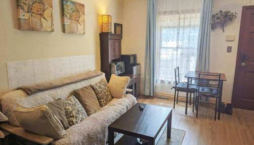 Walkable Uptown area, King Suite, Quiet and Private - Foto 2