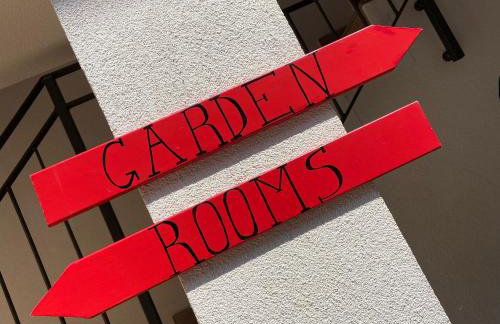 La Volpe Rossa Rooms and Apartments - Photo 28