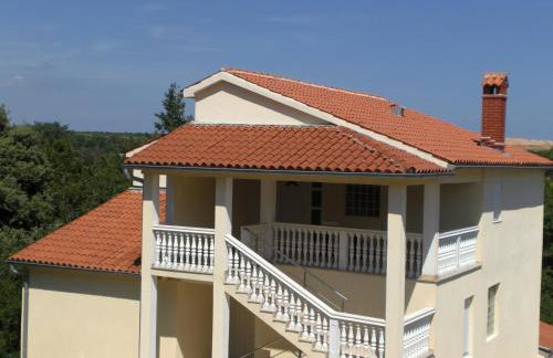 Apartment Cota - Photo 1