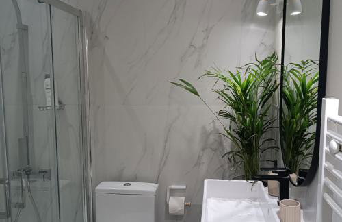 Pilea Luxury Apartments 3 - Photo 12