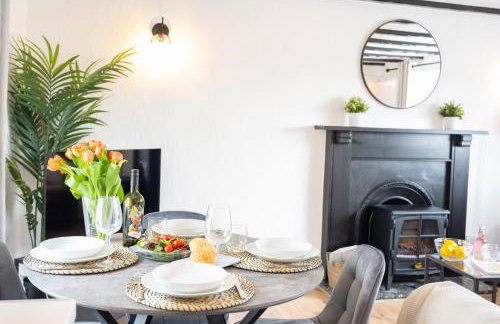 Northern Hideaways Castle Hill View, Bellingham - Photo 3