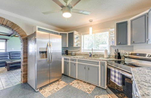 Lake Dora Escape Canal Access and Seaplane Sights! - Photo 5