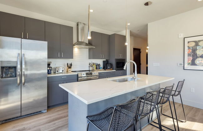 Honkey-tonk by Avantstay New Modern 2bdr in Walkable Midtown w Gym Pool - Foto 11